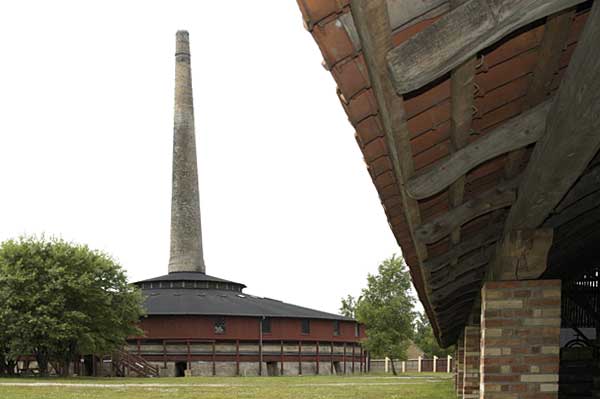 Ringovnen har været i brug fra 1870 til den lukkede i 1967.ingovneni Nivå har været i brug fra 1870 til den lukkede i 1967.