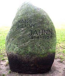 Her en mindesten for Hans Henny Jahnn i Hamborg. 