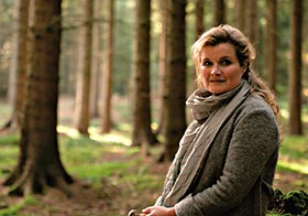 ”Magiske måneder”, og her vil forfatteren til en bog af samme navn, Helle Schjønning,