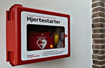 Fredensborg Bibliotek, Nivå Bibliotek og Medborgercenter og senest Humlebæk Bibliotek fået opsat hjertestartere